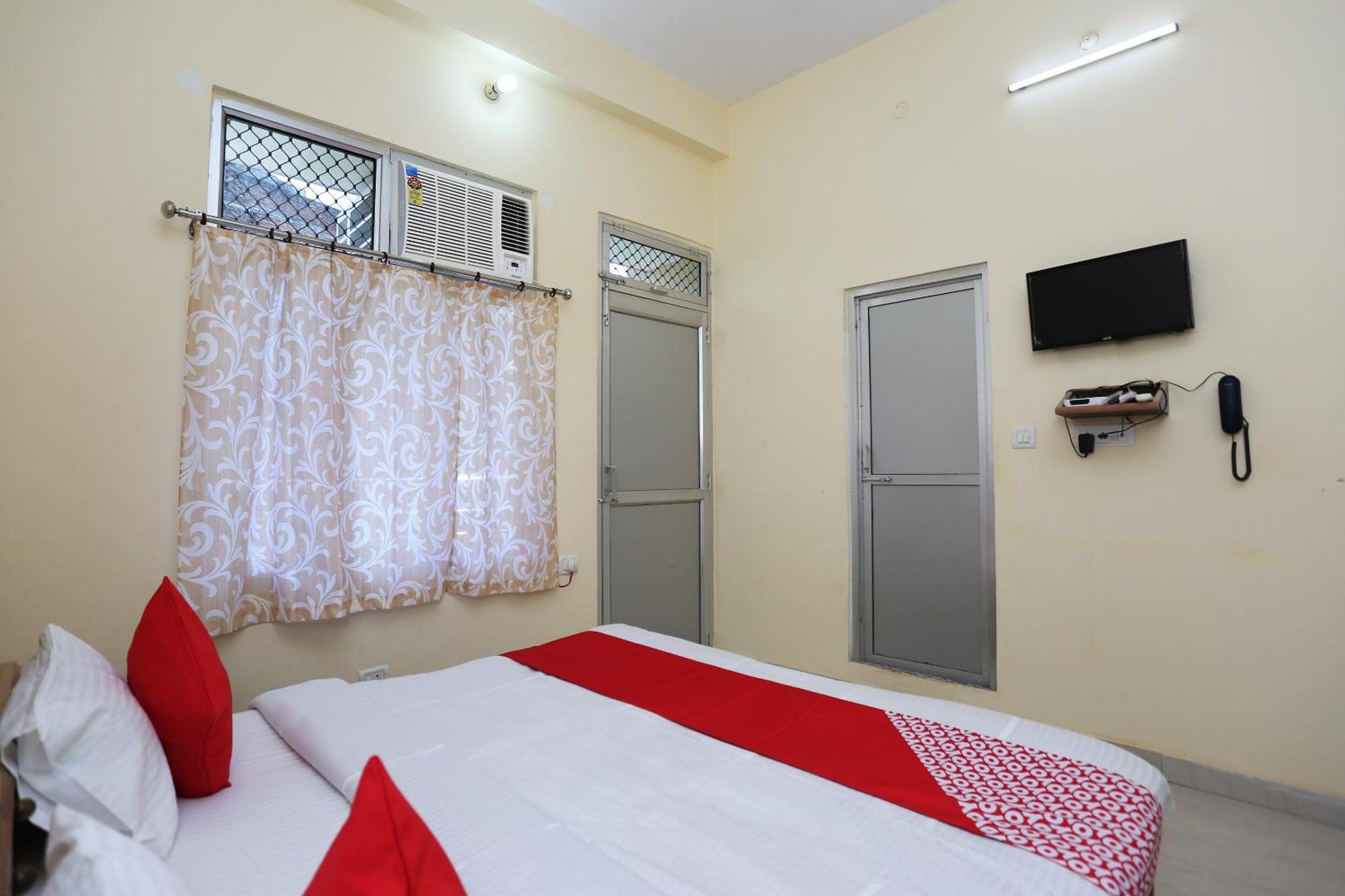 Collection O Sahani Guest House Rāmnagar Exterior foto